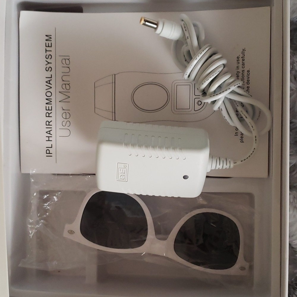 IPL Hair Removal System - Picture 5 of 6